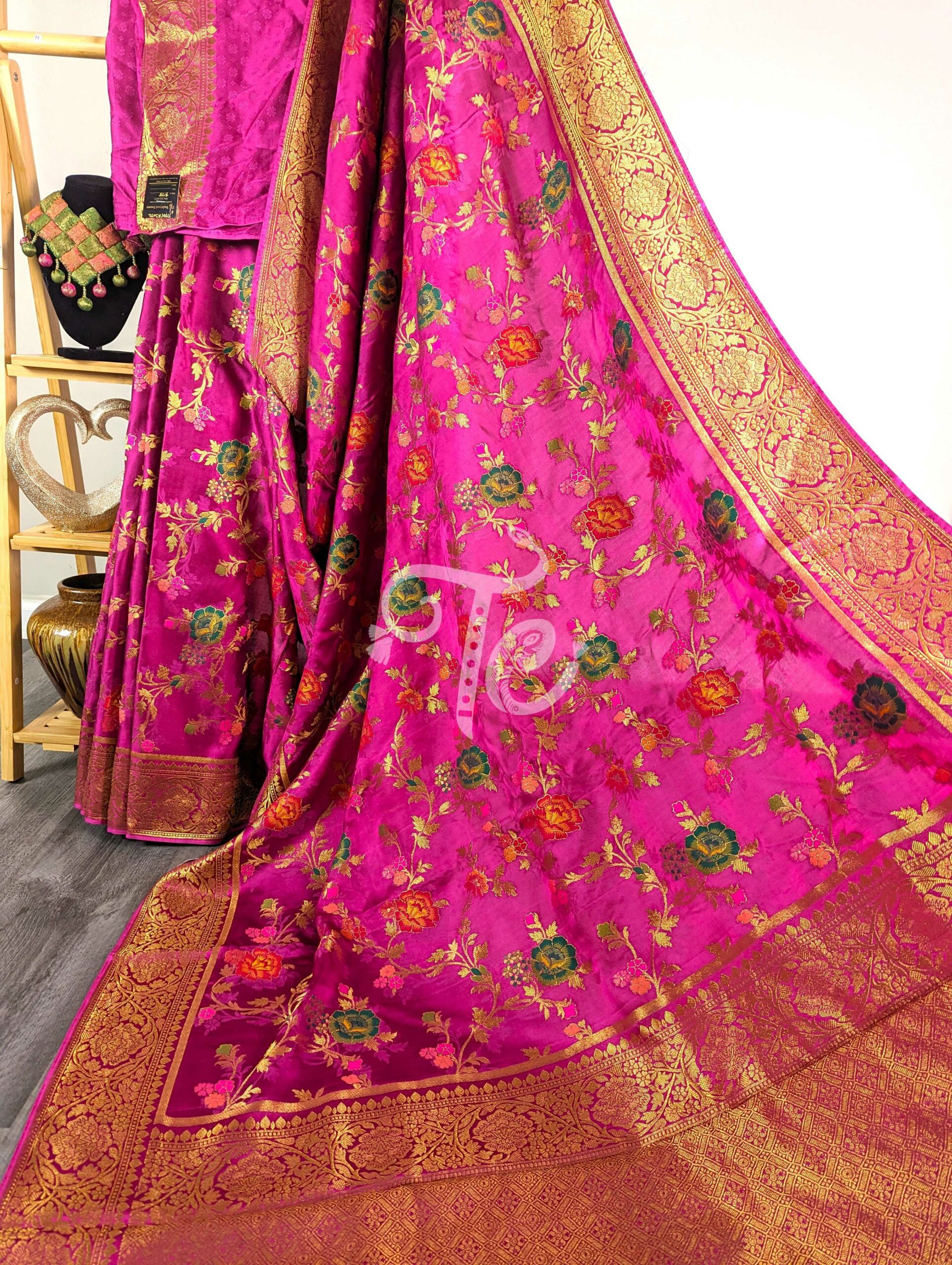 Fuchsia(Rani) Color Pure Crape Silk Banarasi Saree Adorned with Meenakari Floral Jaal